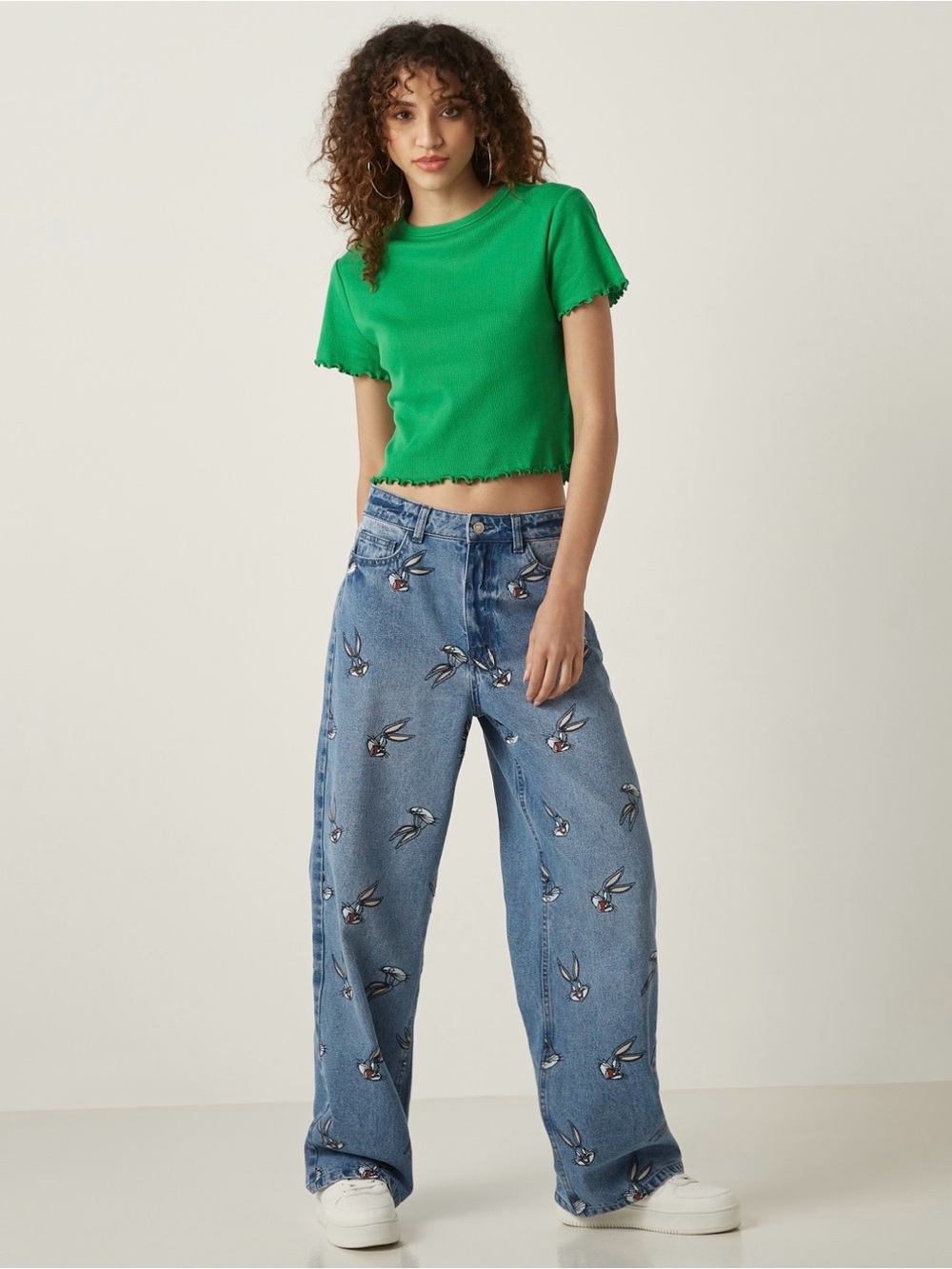 Looney Tunes x max Medium Blue Wide Leg High Rise Bugs Bunny Print Jeans Size 30